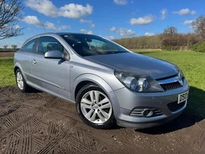 2009 Vauxhall Astra 1.4i 16V SXi 3dr HATCHBACK Petrol Manual - Picture 1 of 18