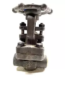DSI 4101 A8-18 Forged Steel Gate Valve 1/2" SW x NPT Ends Class 800 API Trim #8 - Picture 1 of 11