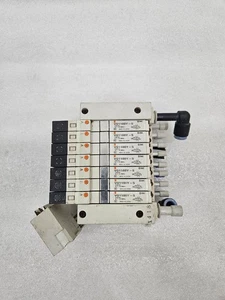 SMC VQ1100Y-5 Manifold 7 Solenoid Space - Picture 1 of 9
