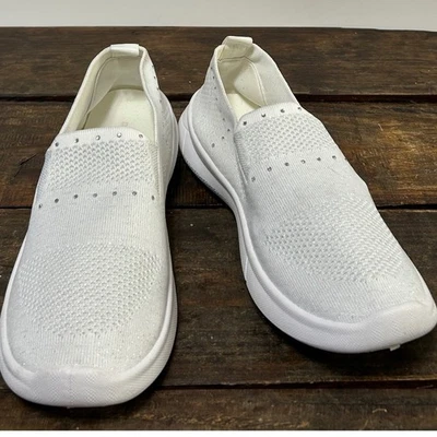 Zapatillas sin cordones Danskin Allure para mujer talla 10 blancas adornadas elegantes Foto 1 de 4
