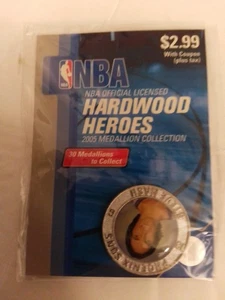 2005 NBA Hardwood Heroes Medallion Collection - Steve Nash - Mint In Pouch - Picture 1 of 2