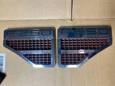 08 FORD F250 SUPER DUTY LARIAT FENDER EMBLEM SET PAIR V8 POWER STROKE - Image 1 of 4