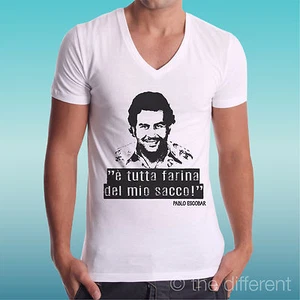 T-Shirt Uomo Collo V Pablo Escobar Tutta Farina Del Mio Sacco Idea Regalo - Bild 1 von 1