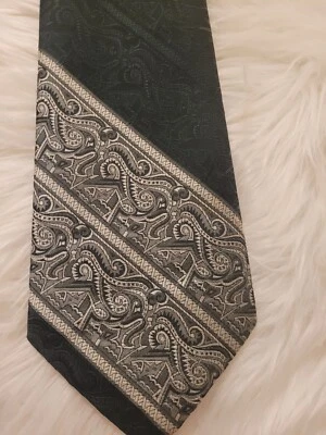 Oleg Cassini Men's Necktie L 54"-W 4" Foto 1 de 4