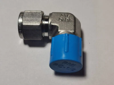 Parker A-Lok  Male Elbow 1/2" A-Lok - 1/2" NPT 8MSEL8N-316 - Image 1 of 4