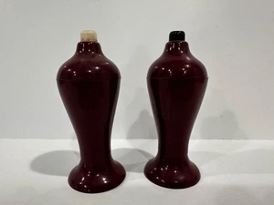 Vintage MCM Salt Pepper Shaker Shakers Carvanite Art Deco Maroon Table Decor - Picture 1 of 9