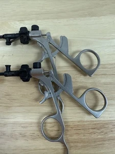 Karl Storz 33126 Handle with Grasper Surgical (2027) - Picture 1 of 3