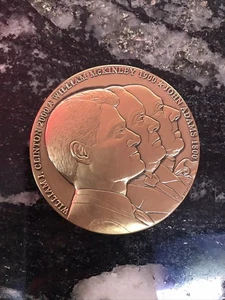 Vintage 2000 America's Millenium Clinton McKinley & Adams Medallion Token Medal - Bild 1 von 3