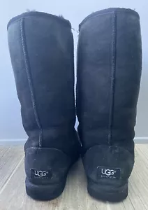 Botas UGG Australia Mujer’s 7 Negras CLASSIC TALL 5815 Cuero Superior/Piel de Oveja - Imagen 1 de 11