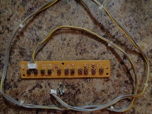 Sylvania LD370SS8 M2 key controller board BA71F0F01026-2 - Picture 1 of 1