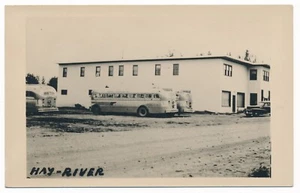 Postal Foto Bus Park Hay River NT Great Slave Lake Territorios del Noroeste RPPC - Imagen 1 de 2