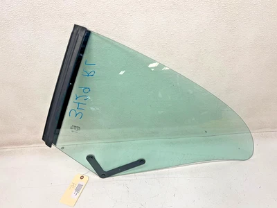 06-13 VOLVO C70 REAR LEFT SIDE QUARTER WINDOW GLASS ASSEMBLY WINDOW, OEM LOT3429 Foto 1 de 4