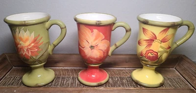 Three Raymond Waites Tropical Flor Floral Cerámica Pedestal Taza Tazas Tazas Foto 1 de 4