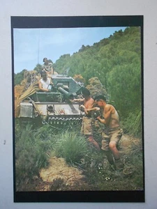 MILITARY PRINT: WW2: CLEANING GUN ON BRITISH CRUISER MK VI CRUSADER TANK-TUNISIA - Picture 1 of 1
