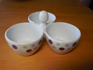 Pampered Chef Simple Addi+ions DOTS 3 Section Server w Handle - Picture 1 of 3