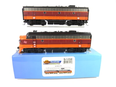 Broadway Limited BLI 5102 HO Milwaukee Road EMD F7A/B Locomotive Set DCC/Sound - Image 1 of 4