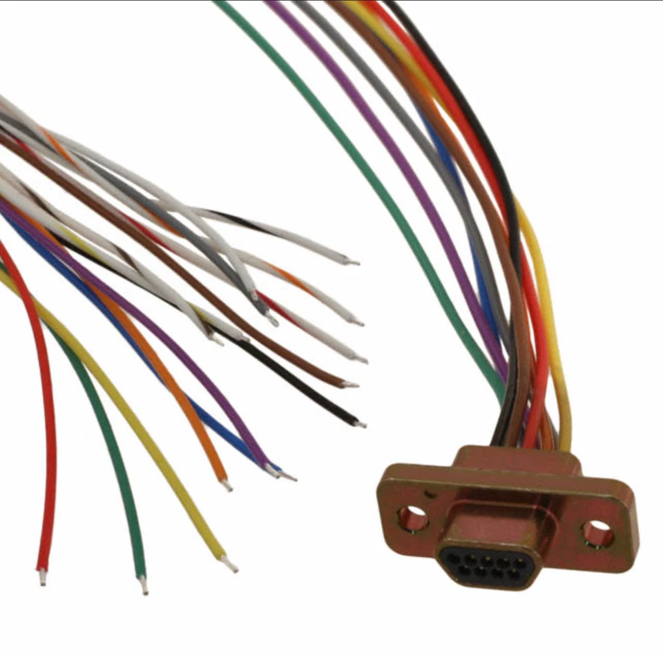 MDM-9PH006L, 9 pines, conjunto de cables Micro-D, precableado, 26 AWG, con tornillos de conexión Foto 1 de 1