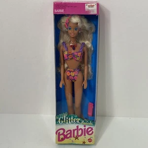 Barbie bambola Glitter Beach con lozione glitter - 1992 Mattel 3602 scatola sigillata DMG - Foto 1 di 9