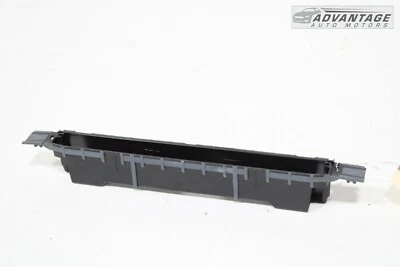 AUDI A3 2015-2016 TABLERO PELIGRO ESTACIONAMIENTO TRACCIÓN INTERRUPTOR MONTAJE PANEL CARCASA OEM Foto 1 de 4