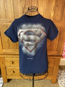 Six Flags Superman Souvenir T-Shirt VINTAGE - Medium - Picture 1 of 4