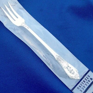 NEW • Wallace ROSE POINT Sterling Silver COCKTAIL OYSTER SEAFOOD FORK - Picture 1 of 7