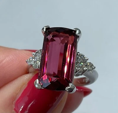 ANILLO DE PLATINO CON TASACIÓN DE TURMALINA Y DIAMANTES ROSA ESTATE 8,77 CTW Foto 1 de 4
