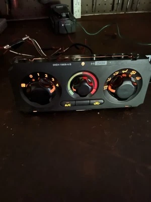 2005-2012 Nissan Frontier  AC Heater Climate Control Temperature OEM - Image 1 of 4