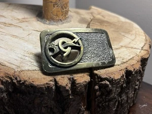 Vintage 1983 Union Carbide Eveready 9 Lives Cat Brass Belt Buckle Rare Logo HTF - Picture 1 of 12