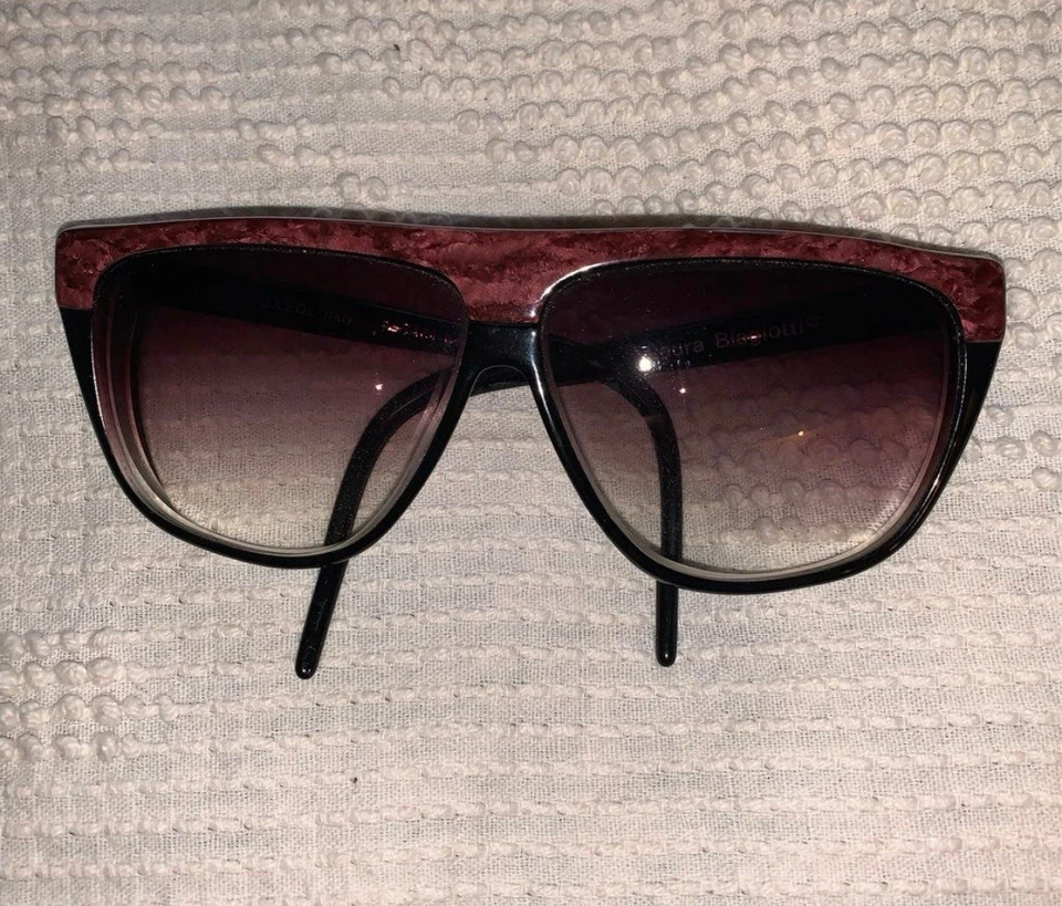 Gafas de sol vintage Laura Biagiotti Foto 1 de 4