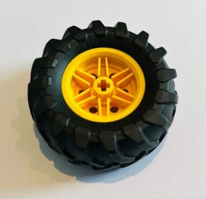 Lego Technik Technic Reifen 56 x 26 70695 schwarz Felge 56145 gelb NEU 1x - Bild 1 von 1