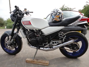 Yamaha RD350 LC Hybrid - Picture 1 of 12