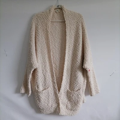 Cárdigan suéter palomitas de maíz Umgee marfil frente abierto hombro talla L Foto 1 de 4