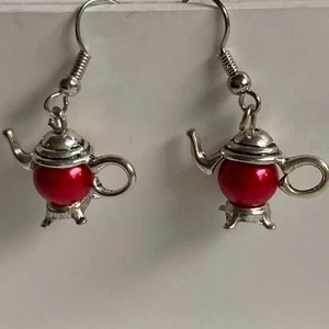 Earrings Vintage Teapots silver tone and Magenta - Picture 1 of 4
