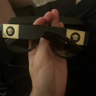 Versace 1969 Sunglasses Unisex $110 - Image 1 of 3