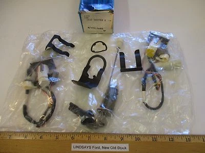 JUEGO DE CERRADURA ELÉCTRICA FORD 1984/1986 TEMPO/TOPACIO CON LLAVES Y ATTG. PIEZAS, E43Z-5421984-K Foto 1 de 4