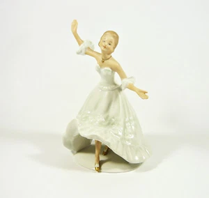 WALLENDORF, GLAMOUR LADY DANCING 7", STATUINA IN PORCELLANA DIPINTA A MANO! (P197) - Foto 1 di 9