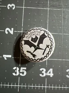 Vintage Alternative Tentacles button pin Hardcore Punk HXC Dead Kennedys - Picture 1 of 2