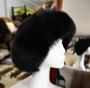 Gorgeous Jet Black Fox Fur Trimmed Felted Wool Blend Winter Hat - Picture 1 of 9