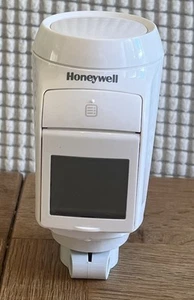 Honeywell HR92UK Evohome Wireless Radiator Controller - White - Picture 1 of 4