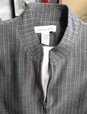 AMANDA SMITH HERMOSO PANTALÓN Y CHAQUETA GRIS A RAYAS TALLA 6 Foto 1 de 4