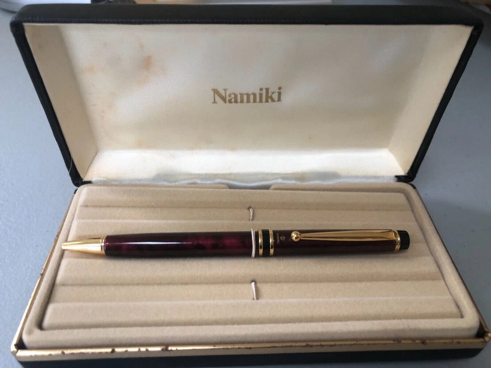 Bolígrafo Namiki Grance Collection lacado borgoña nuevo en caja 61273 Foto 1 de 1