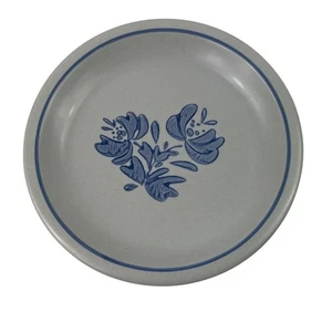 Piatto floreale Pfaltzgraff Yorktowne 6,75” bianco blu - Foto 1 di 6