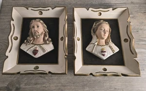 Vintage 1955 Mich Comp Jesus & Mary Sacred Heart Chalkware Wall Plaques Pair - Picture 1 of 11
