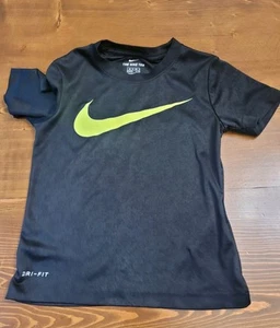 NIKE Boys Dri-fit Size 4 Black Neon Green Tee T-shirt DRI FIT - Picture 1 of 3