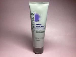 Limpiador en espuma limpiador de manchas Avon Clearskin 125 ml - Imagen 1 de 2