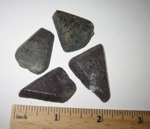 4 PIEDRAS FÓSILES DE HUESO DE DINOSAURIO NATURALES CAÍDAS DE 1"- 1,2" COLORADO EE. UU. 30,8 gramos *1 - Imagen 1 de 6