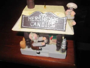 Kurt Adler Vtg Christmas Village Hershey Candies Building 3 2/8" x 4" - Picture 1 of 7