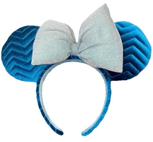 Tokyo Disney Resort Headband Ears Minnie Mouse Blue Velvet Japan 2024 - Picture 1 of 4
