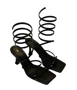 Women’s 6.5 Zara Black Dress Shoes Wired Wrap Around Ankle Straps, Square Toe - Picture 1 of 13