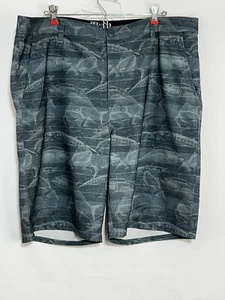 Huk Gear Men Size 38 BLUE Performance Fishing Shorts Sport Fish Print - Picture 1 of 9